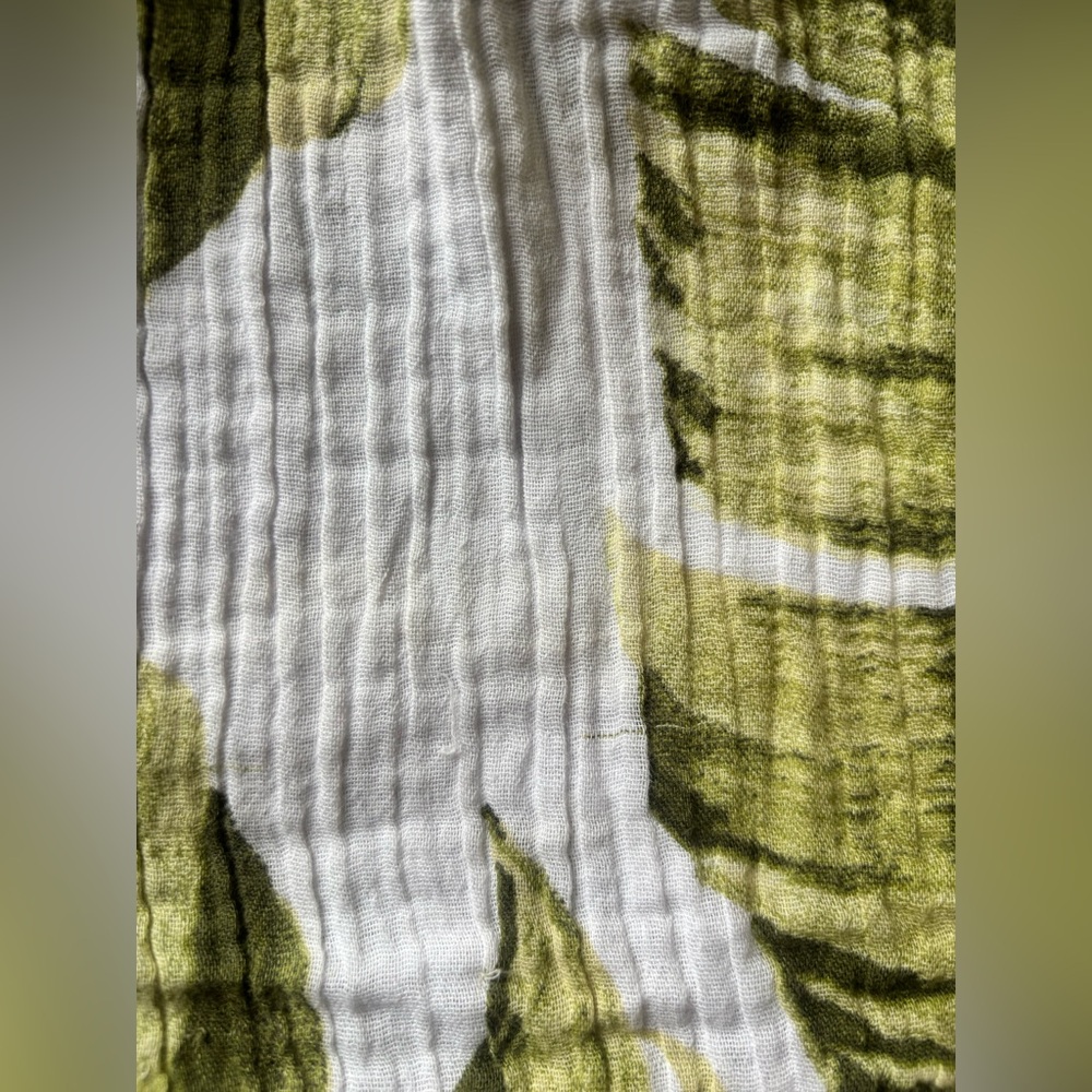 H&M Tropical Leaf Print Midi Dress 🌿 Green & White Size M - Picture 16 of 16